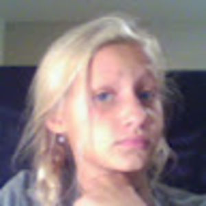 Meet your Posher, Ella